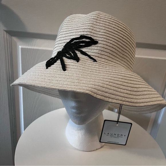 Laundry By Shelli Segal White Hat with Black Detail - Picture 1 of 12